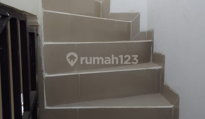 Dijual Rumah 2 Lantai di Phc Residence Cinangka Sawangan Depok Ukuran 4 X 12 M2 2