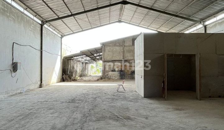 For Sale / Warehouse for Rent @ Tlogo Bedah Street, Hulaan Menganti, Gresik For Sale / Warehouse for Rent @ Tlogo Bedah Street, Hulaan Menganti, Gresik