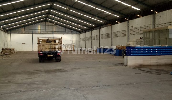 For Sale Warehouse at Jl. Kepatihan Industri No. 18, Benowo - Gresik (Warehousing Complex) / (rs)