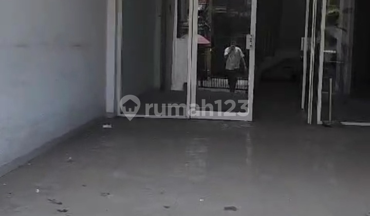 For Rent/Sale 2 Shophouses Combined into One, Bratang Gede, Near Ngagel, Dinoyo, Raya Darmo, Wonokromo, Uwm (bl)