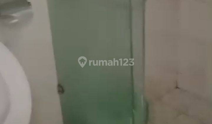 Dijual Apartemen Uc Berkeley Studio (0318) Dekat Citraland, Menganti, Northwest, Graha Natura, Benowo, Lakarsanti 2