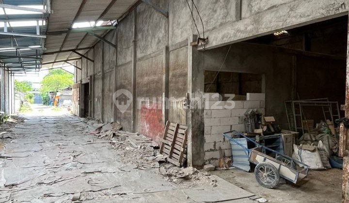 For Sale / Warehouse for Rent @ Tlogo Bedah Street, Hulaan Menganti, Gresik For Sale / Warehouse for Rent @ Tlogo Bedah Street, Hulaan Menganti, Gresik