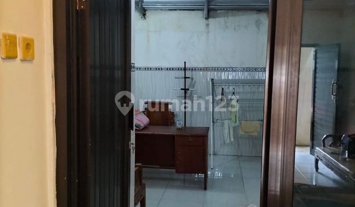 For Rent: Villa / House in Watu Asri Batu Malang Near Bns, Predator Park, Jatim Park 2 (ike) For Rent: Villa / House in Watu Asri Batu Malang Near Bns, Predator Park, Jatim Park 2 (ike)