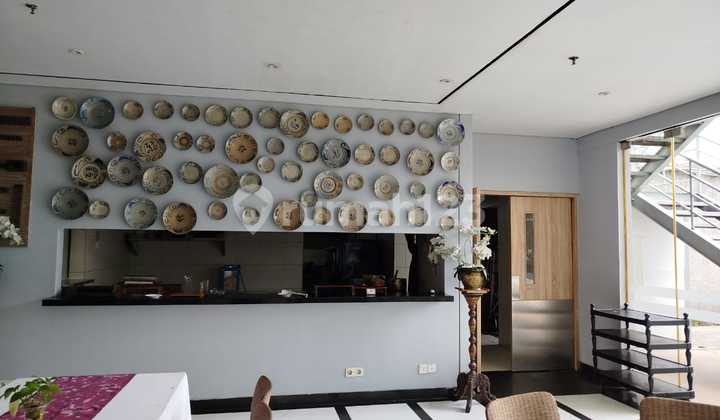 For Rent: 3 Shophouses Former Restaurant Next to Lalisa Hotel, Jalan Raya Nginden Near Prapen, Merr, Semolowaru, Margorejo, A Yani, Jagir Wonokromo (background). 2