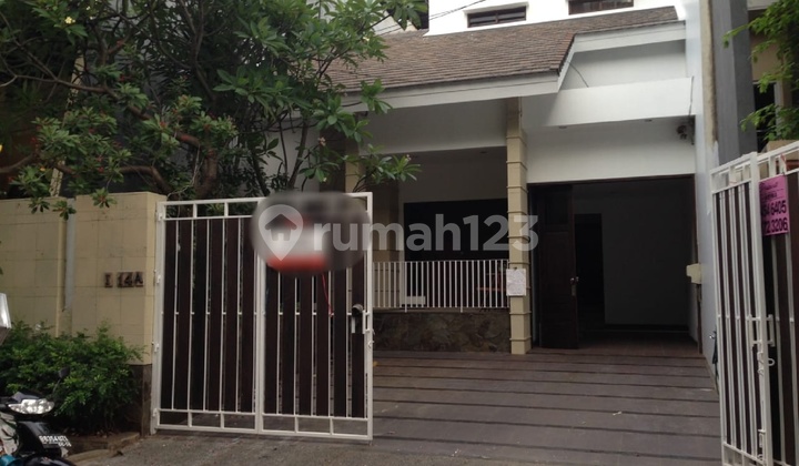 Rumah 2,5 lantai di Villa Gading Indah Kelapa Gading Rumah 2,5 lantai di Villa Gading Indah Kelapa Gading