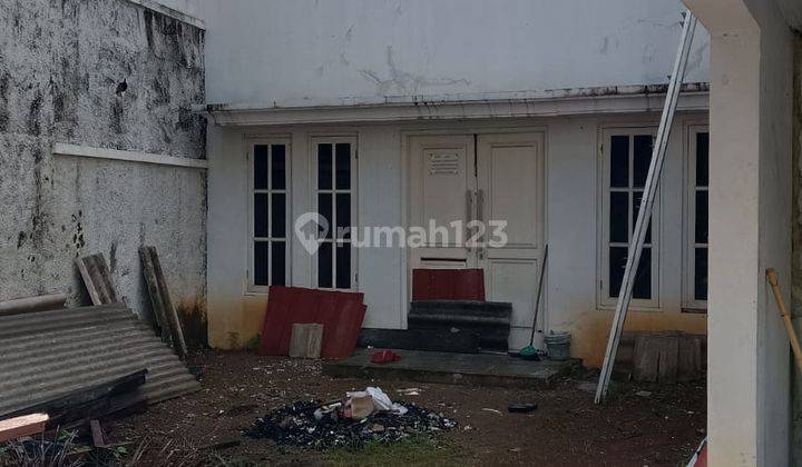 Di jual cepat butuh uang rumah 2 lantai di Cempaka Putih Jakarta Pusat 2