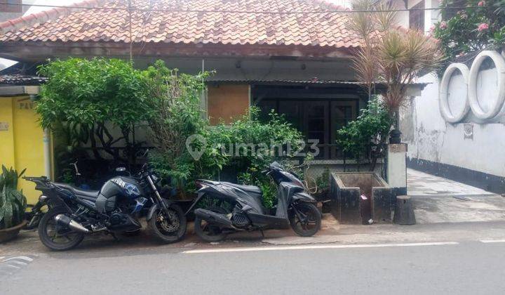 Dijual Rumah Tua Strategis Di Bendungan Hilir  1