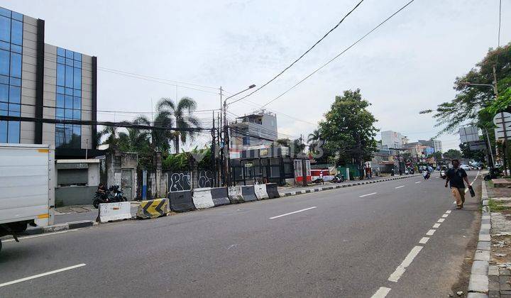 Dijual Rumah Hitung Tanah Strategis di Slipi 2