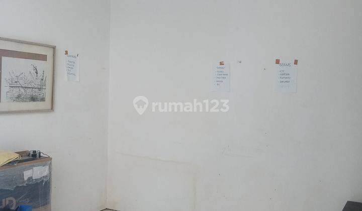 Disewakan Ruang Usaha Cantik Strategis di Menteng 2