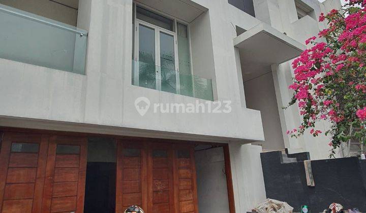 Dijual Rumah Huni Mewah Cantik Mega Kuningan 1