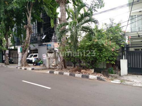 Dijual Rumah Hitung Tanah Strategis Senen 2