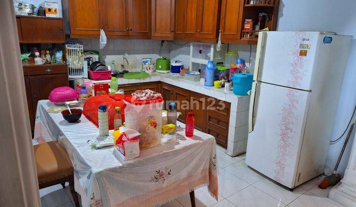 Dijual Cepat Rumah Tua Bagus di Johar Baru 2