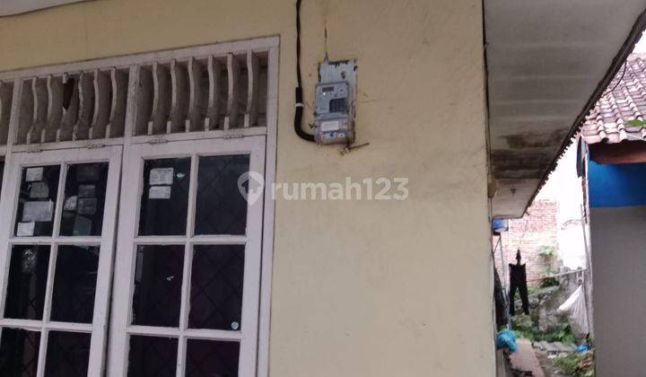 Dijual 2 Rumah Hitung Tanah Bagus Kukusan  2