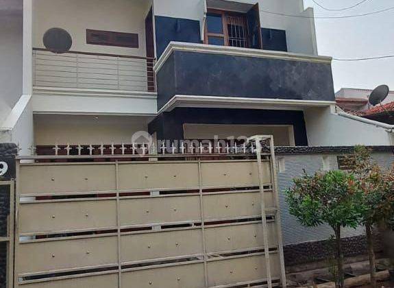 Dijual Rumah 2 Lantai Bagus Di Lebak Bulus  1