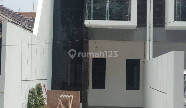 Rumah Ready Siap Huni Tinggal Bawa Koper 2 Lantai Di Cipinang Baru Raya Jakarta Timur 1