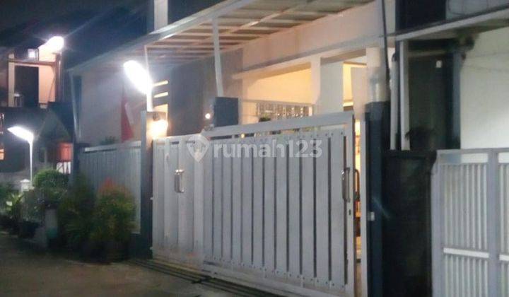 Rumah 2 Lantai Semi Furnish Siap Huni   Soekarno Hatta  1