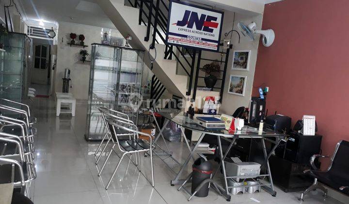 Ruko cantik siap pakai lokasi strategis di Perintis Semarang 3