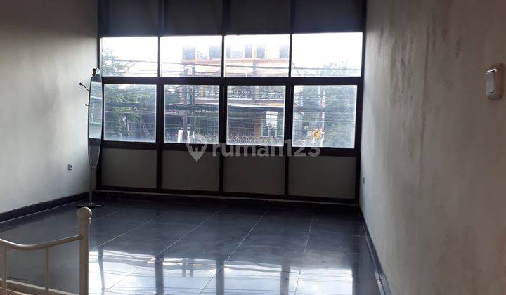 Ruko cantik siap pakai lokasi strategis di Perintis Semarang 14
