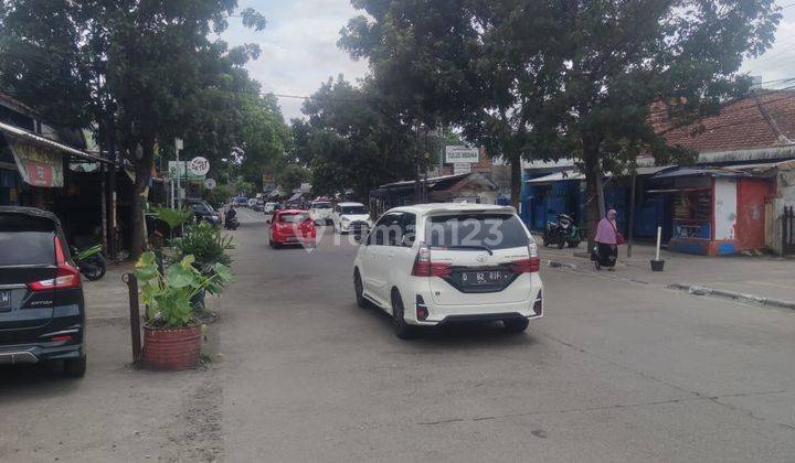 Rumah siap huni lokasi ramai dan strategis di Bandung 2