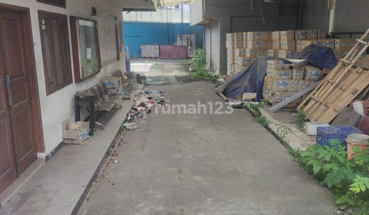 Rumah siap huni lokasi ramai dan strategis di Bandung 4