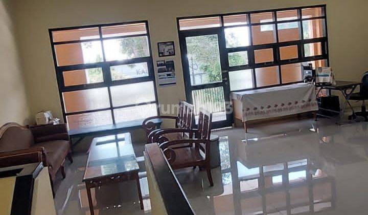 Ruko siap pakai lokasi strategis di mainroad Kolmas, Cimahi 6