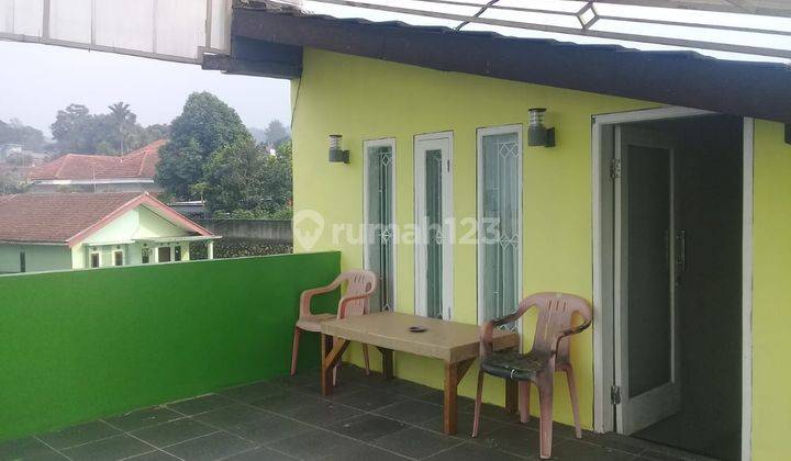 DI SEWAKAN RUMAH SEJUK 2 LANTAI DEKAT SESPIM LEMBANG 1