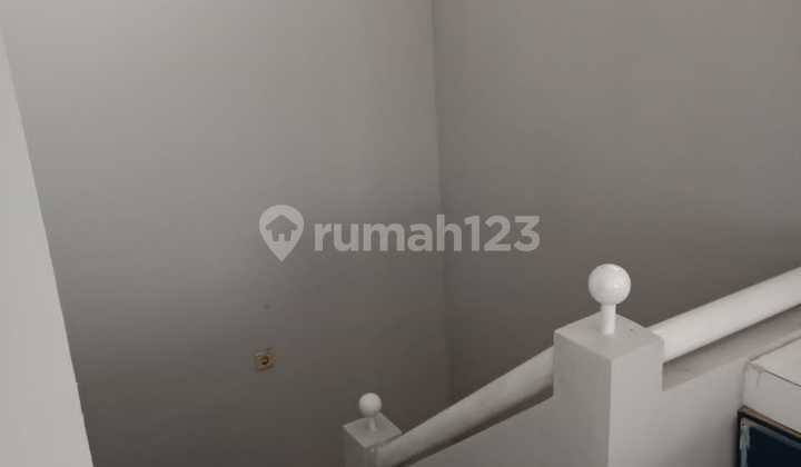 ruang keluarga dijual cepat rumah hook permata