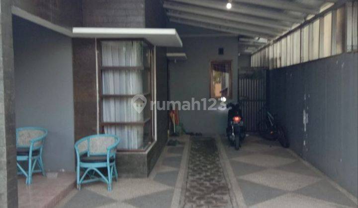 Rumah Siap Huni Carport Luas di Sayap Terusan Buah Batu 2