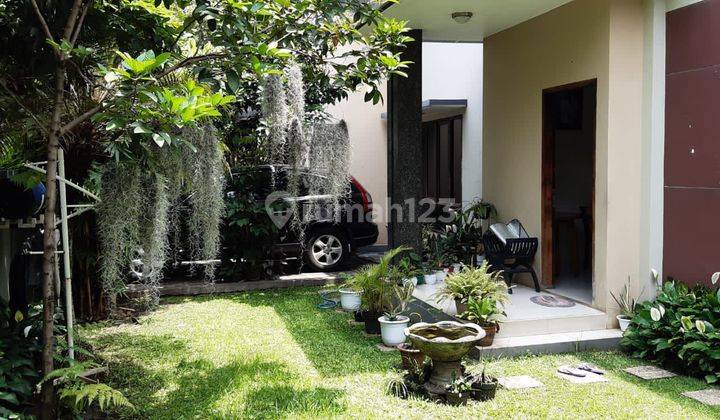 Rumah 2 Lantai Bagus Semi Furnished di Aeromodeling, Bandung 2