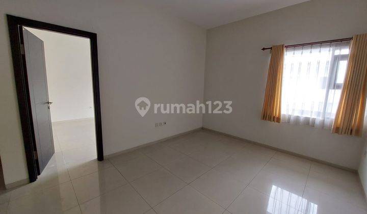 Rumah Semi Furnished SHM di Cipedes Residence, Bandung 2