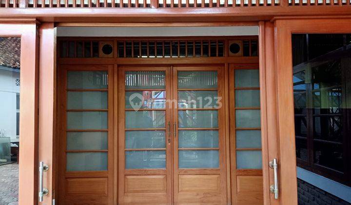 Rumah Bagus Semi Furnished SHM di Sabang, Bandung 2