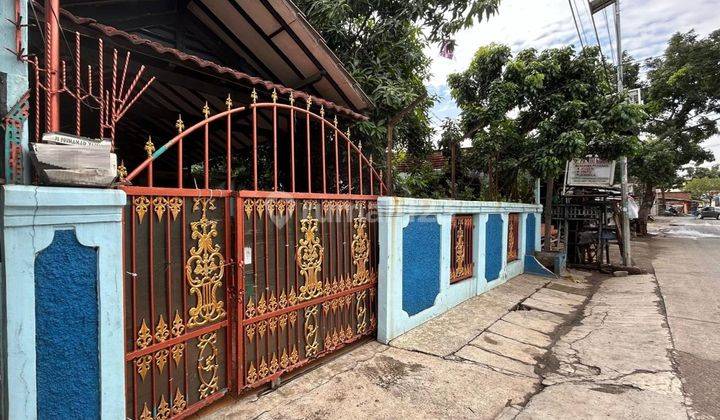 Rumah Lokasi Strategis Cocok Buat Usaha di Jalan Prof Moh Yamin 1