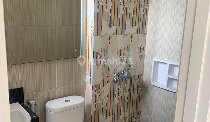 Disewa Rumah Hook Siap Huni Acacia Summarecon Bekasi 13