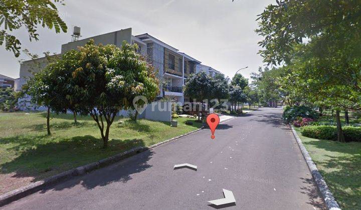 Kavling Hoek Siap Bangun Cluster East Esplanade Grand Wisata 2