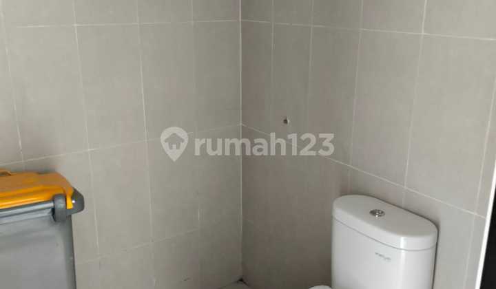 Dijual Rumah Bagus Cantik Siap Huni di Cluster Lisse Metland Cibitung 2