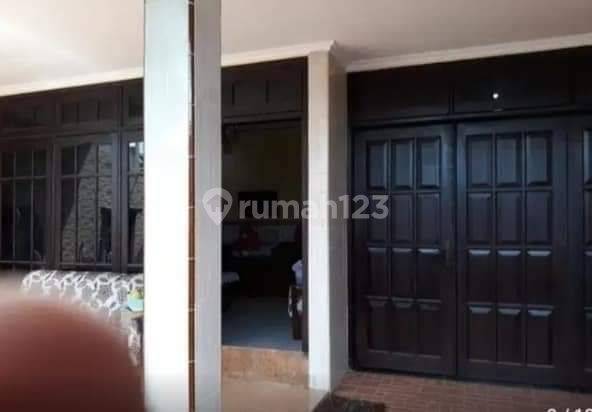Rumah Keluarga Ditengah Perkotaan 7