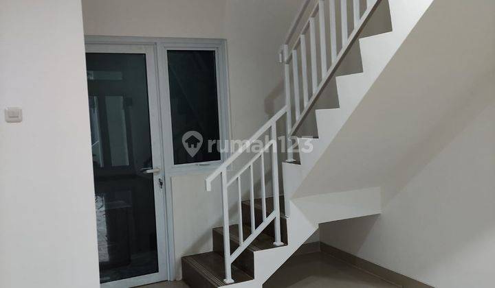 RUMAH 2 LANTAI DI JALAN PINANG KALIJATI SHM BARU MENGHADAP BARAT 3