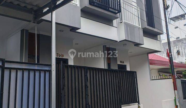 Rumah 2 Lantai Di jalan Sunter Barat SHM Baru Menghadap Barat 1