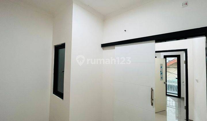 Rumah 2 Lantai Di jalan Sunter Barat SHM Baru Menghadap Barat 2