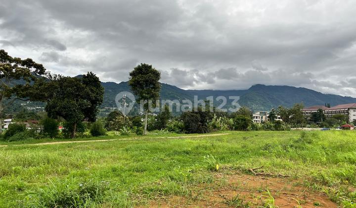 Tanah Dekat Jalan Raya Puncak View Perbukitan Dan Gunung Tanah Dekat Jalan Raya Puncak View Perbukitan Dan Gunung
