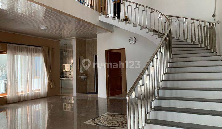 Villa alesta di sewakan ready di puncak bogor 10