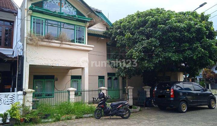 Rumah Aman Nyaman Lokasi Bebas Banjir di Margahayu Raya 1