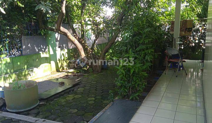 Rumah Jalan Depan Ramai Dan Cocok Untuk Grosir di Batununggal 2