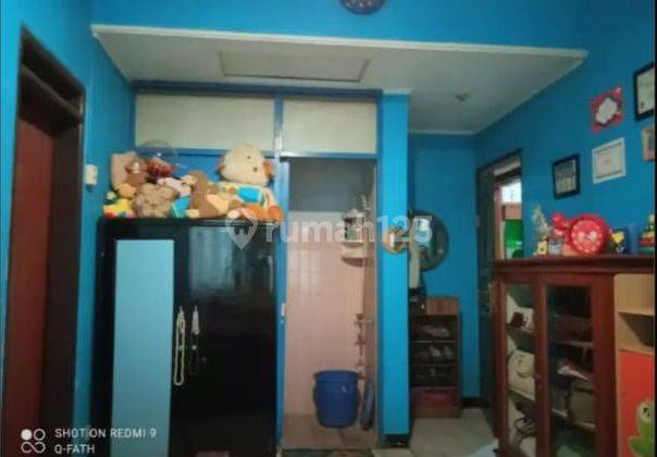 Rumah Posisi Hook, Kondisi Semi Furnished di Margahayu Raya 2