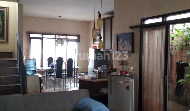 ruang keluarga bangun sendiri komplek perkebunan buahbatu