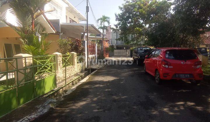 JUAL RUMAH PUSAT KOTA HITUNG TANAH DEKAT ALUN ALUN KOTA BANDUNG 2