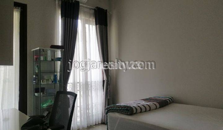 Rumah Sewa Dalam Perumahan Exclusive Vasana Depok Sleman  4