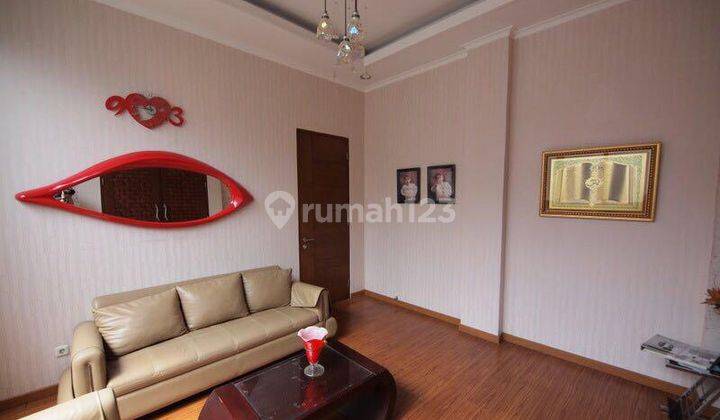 Dijual Rumah Mewah Bagus no Renov.. di Setrasari komplek luas megah terawat.. luas hampir 400 m2 luas bangunan 600m2 ..2,5 lantai rooftop.. air sibley 2x 2000 L tangki.. AUTO GATE. SHM..hadap utara 2