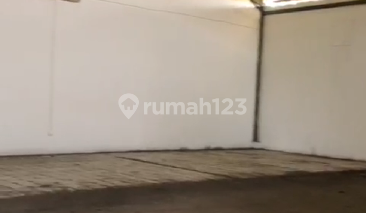 Disewakan Gudang di Bojong Soang MainRoad luas 2000 m2 lB 800 m2 masuk double ankle kontainer ..listrik Besar air bagus bangunan Bagus! SHM 5