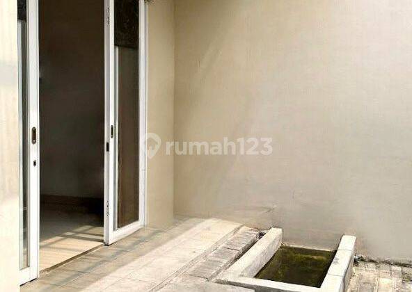  Rumah Semi Furnished Bagus di Cluster North Thames, JGC Jakarta Timur, Cakung 2